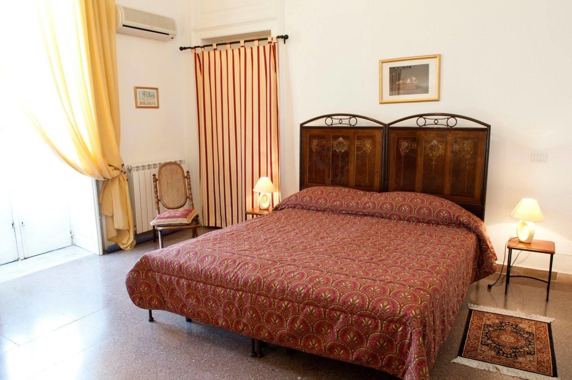 Casa Cristina Bed & Breakfast Syracuse Ngoại thất bức ảnh